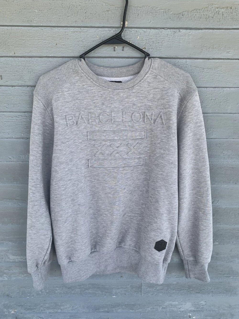 Barcelona Designs Women Gray Sweatshirt Med XXX